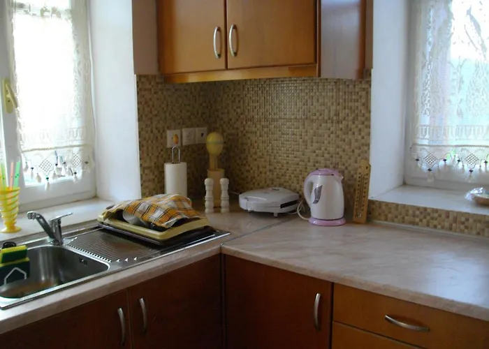 Carsazzio House بيت للعطل